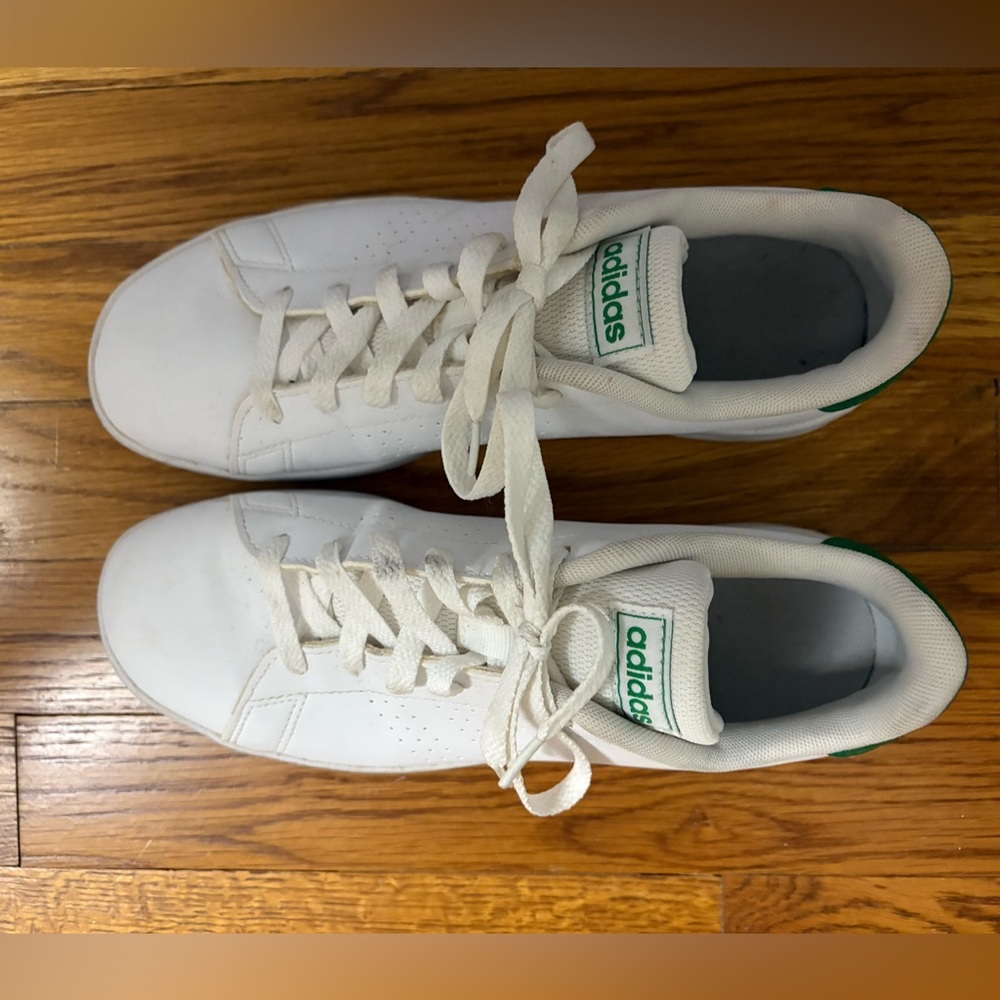 adidas Advantage